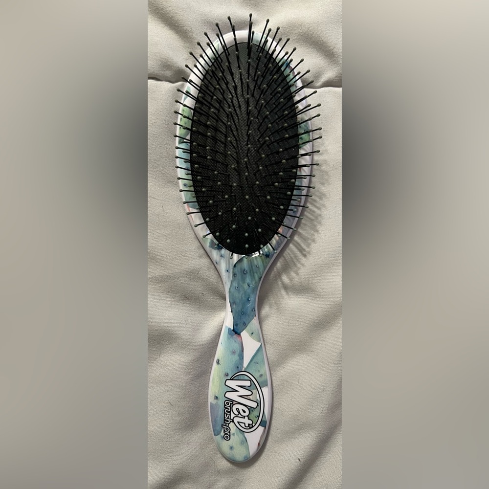 WetBrush Pro Detangling Brush with Cactus Print
